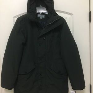 Men’s NWT Michael Kors coat size small.